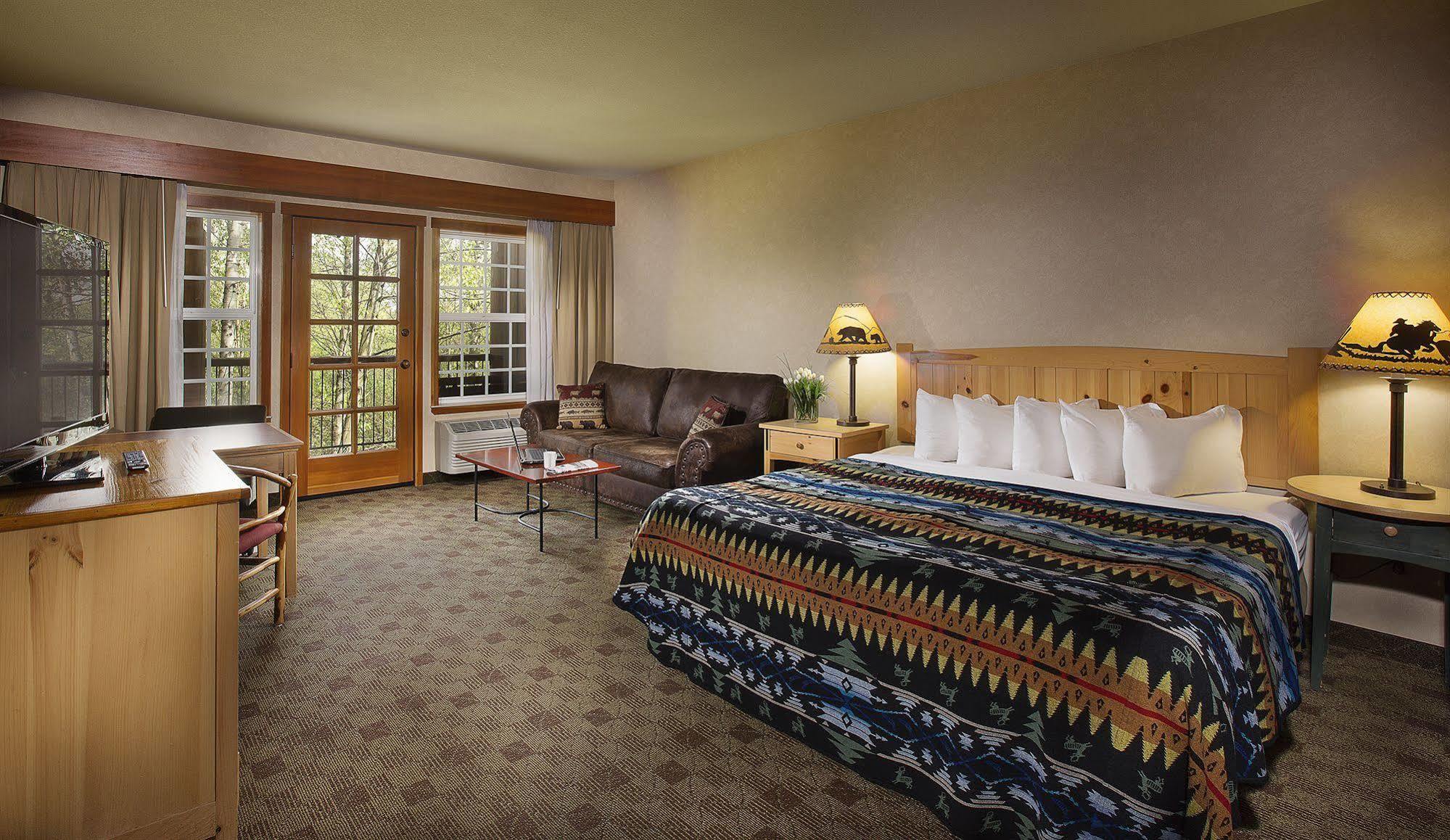 Heathman Lodge Vancouver Exterior photo
